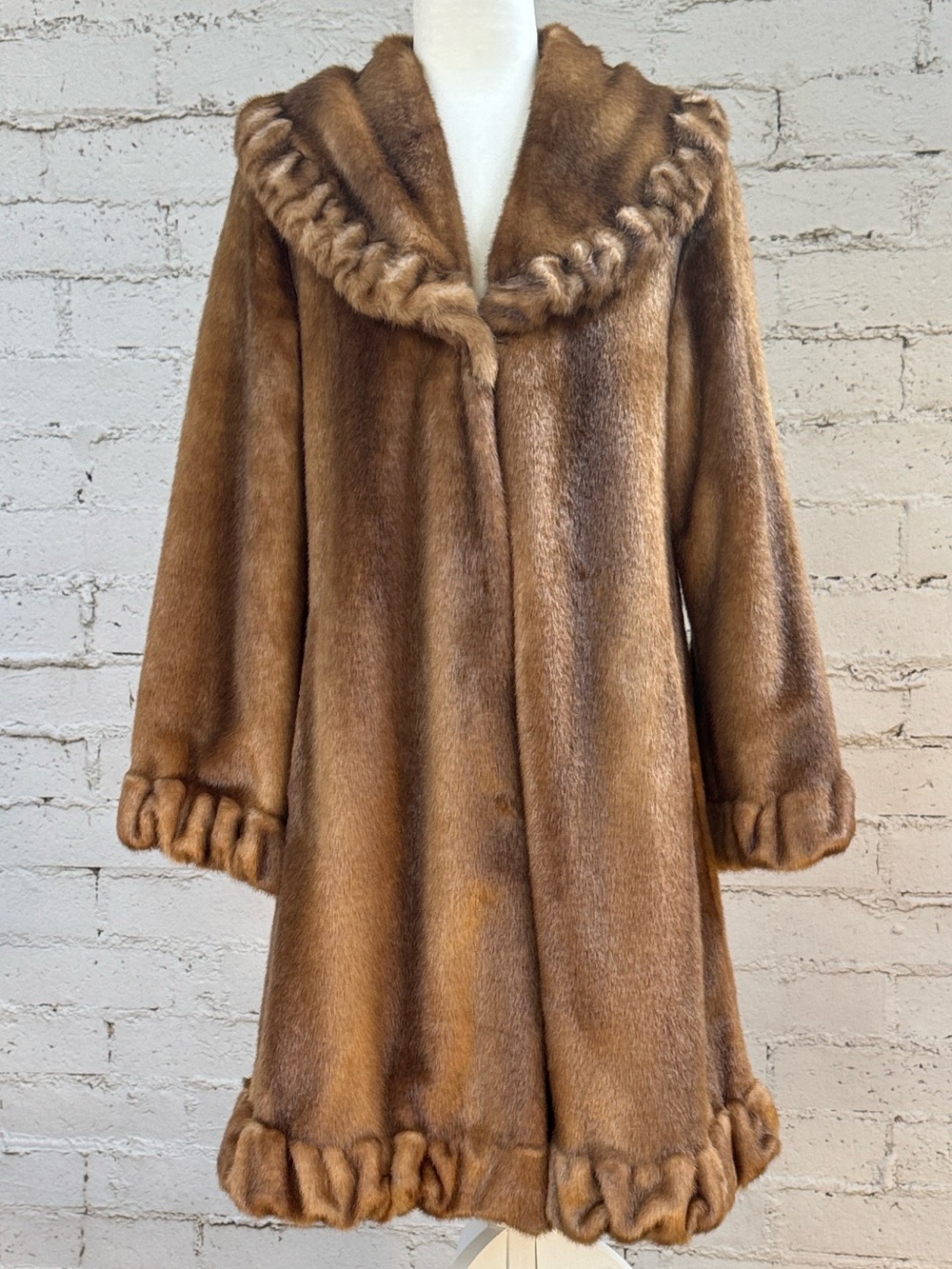 Jones New York Vintage Faux Fur Mink Coat Ruffle Trim Size S